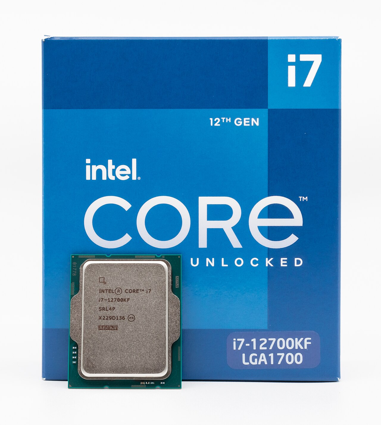 인텔 코어 i7-12700KF 프로세서 실물